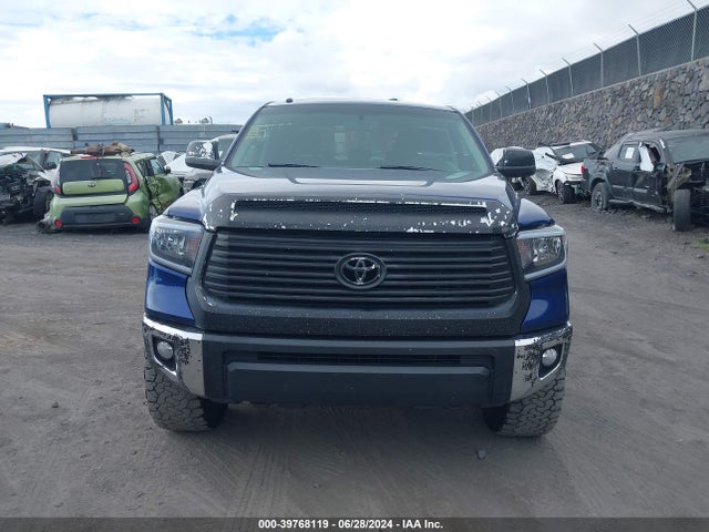 5TFHW5F19EX366701 Toyota Tundra Limited 5.7l V8