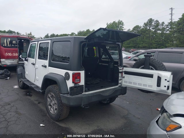1C4HJWFG2HL711622 Jeep Wrangler Unlimited Rubicon 4x4