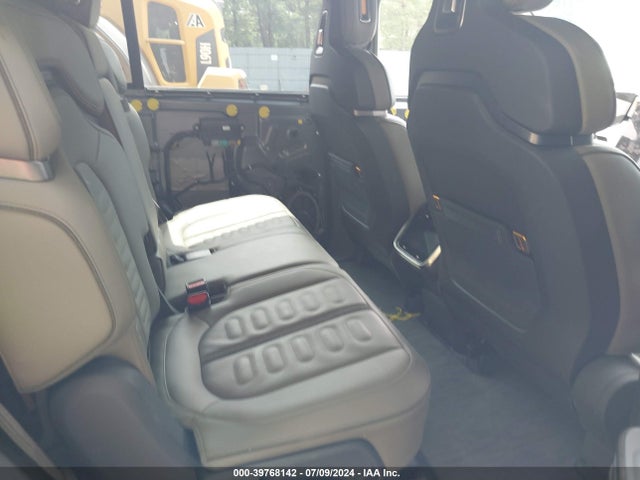 7PDSGABA7PN007369 Rivian R1s Adventure