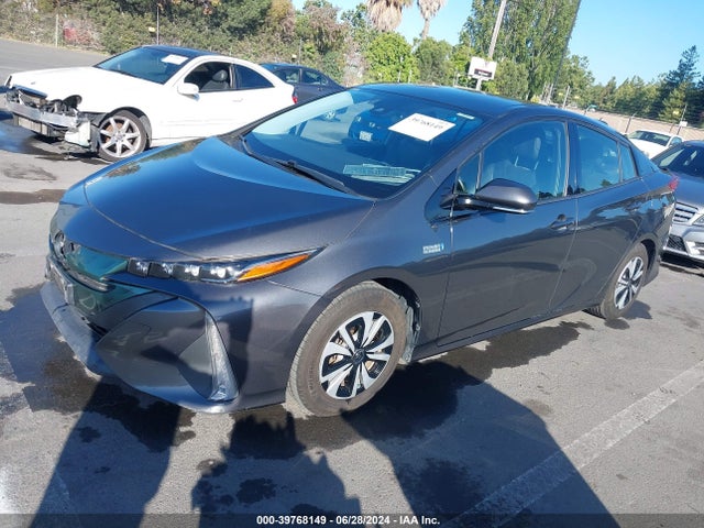 Toyota Prius Prime Premium 2017 JTDKARFP0H3002520 Image 2