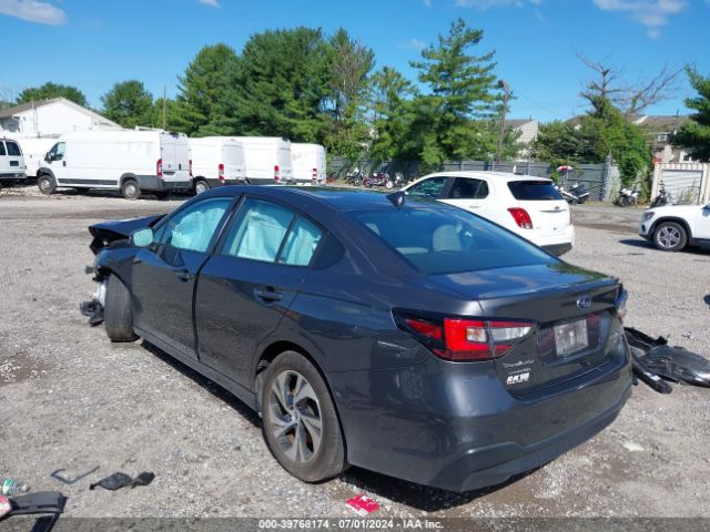 4S3BWAC67P3005749 Subaru Legacy Premium
