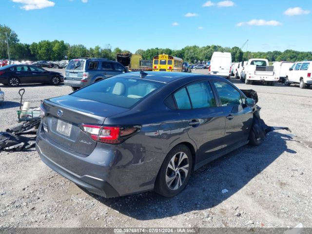 4S3BWAC67P3005749 Subaru Legacy Premium