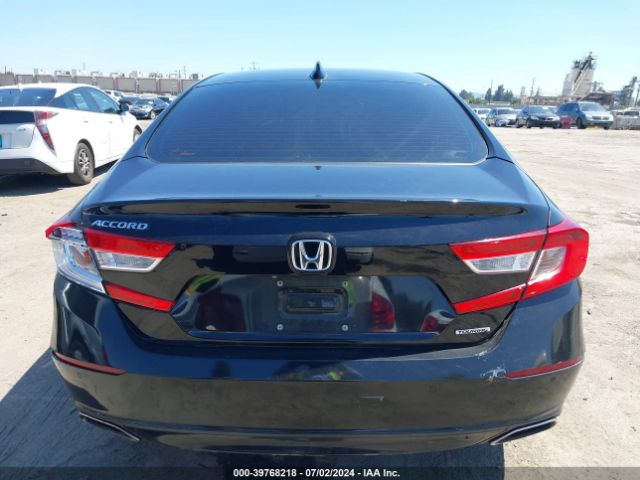 1HGCV1F91JA085020 Honda Accord Touring
