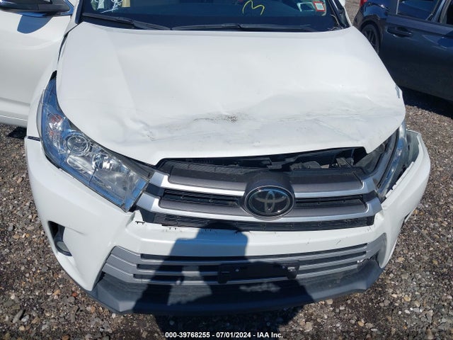 Toyota Highlander Xle 2018 5TDJZRFH7JS546448 Image 6