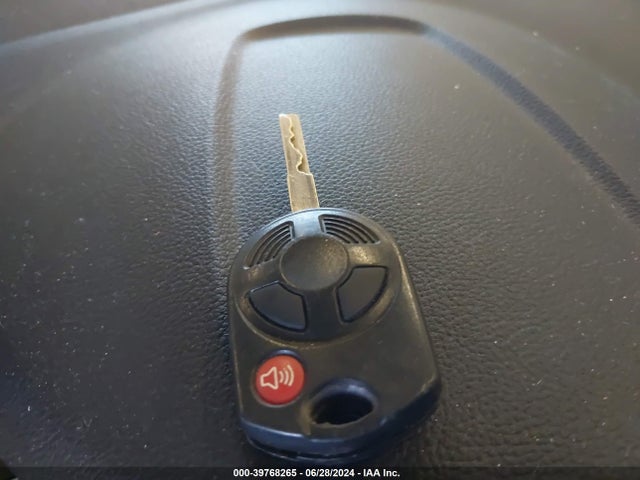 Ford ESCAPE SE 2017 1FMCU9GD1HUB55364 Image 11