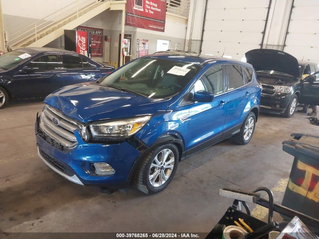 Ford ESCAPE SE 2017 1FMCU9GD1HUB55364 Image 2