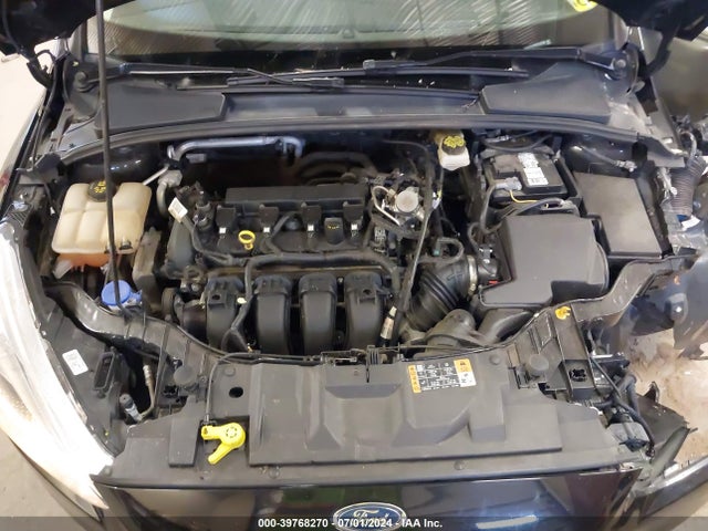 Ford FOCUS SE 2017 1FADP3K29HL247739 Image 10