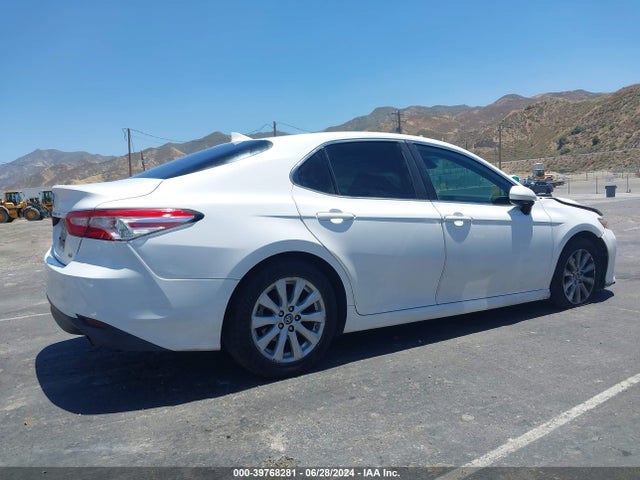 Toyota CAMRY LE 2019 4T1B11HK4KU238779 Image 13