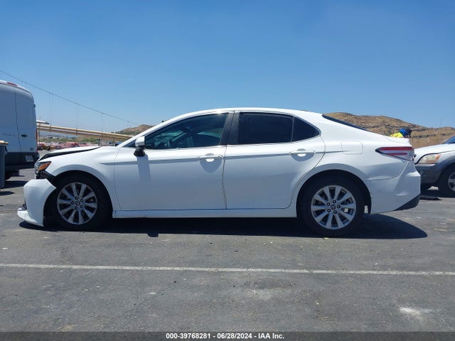 Toyota CAMRY LE 2019 4T1B11HK4KU238779 Image 14