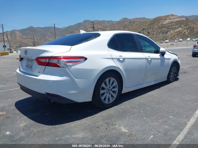 Toyota CAMRY LE 2019 4T1B11HK4KU238779 Image 4
