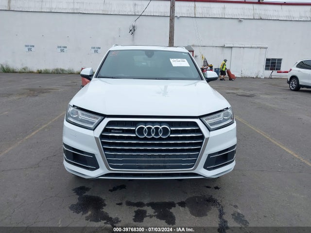 WA1AHAF78HD043913 Audi Q7 2.0t Premium