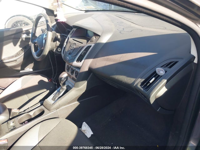 Ford FOCUS SE 2014 1FADP3F28EL158380 Image 5