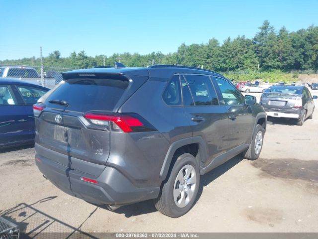 2T3F1RFV3MC243030 Toyota RAV4 LE