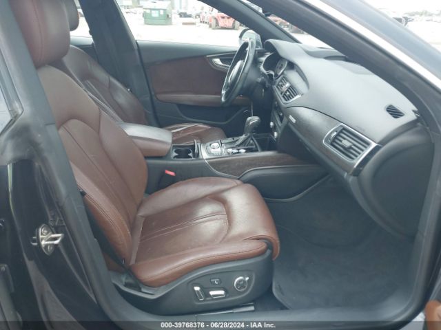 WAU23AFC2JN037821 Audi A7 3.0t Premium Plus