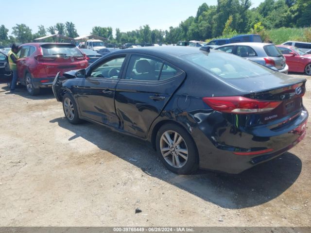 KMHD84LFXHU173221 Hyundai ELANTRA SE