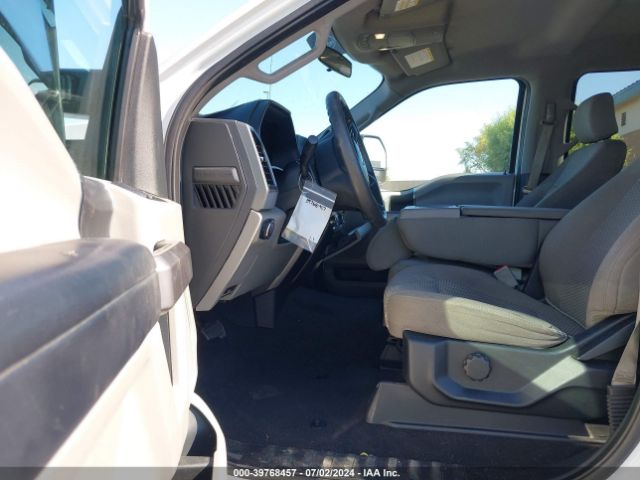 1FT7W2BT1KEF51902 Ford F-250 Xlt