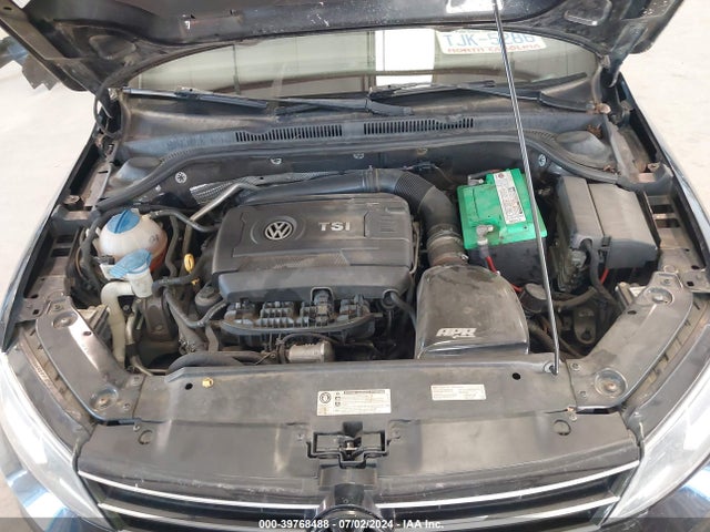 3VWB17AJ8GM281877 Volkswagen Jetta 1.8t Sport
