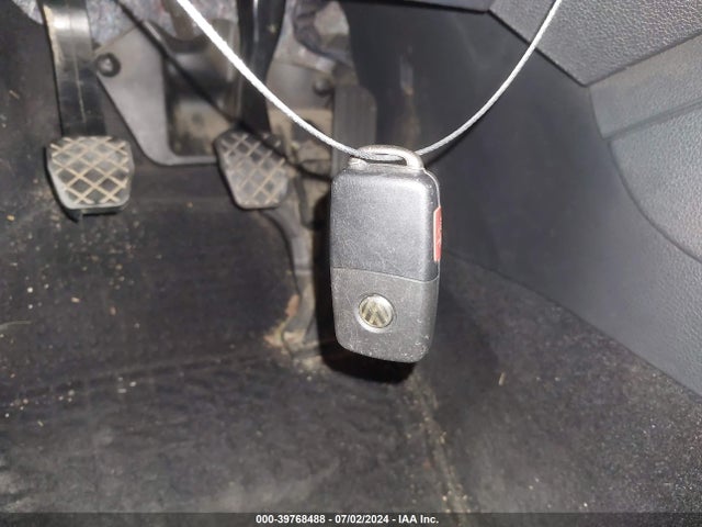 3VWB17AJ8GM281877 Volkswagen Jetta 1.8t Sport
