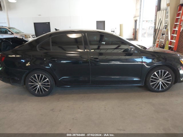 3VWB17AJ8GM281877 Volkswagen Jetta 1.8t Sport