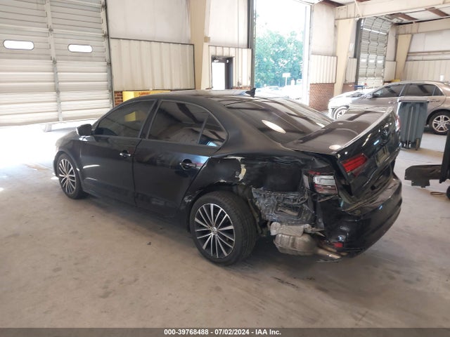 3VWB17AJ8GM281877 Volkswagen Jetta 1.8t Sport