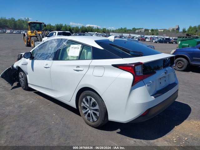 Toyota Prius Xle Awd-e 2022 JTDL9MFU9N3033329 Image 3