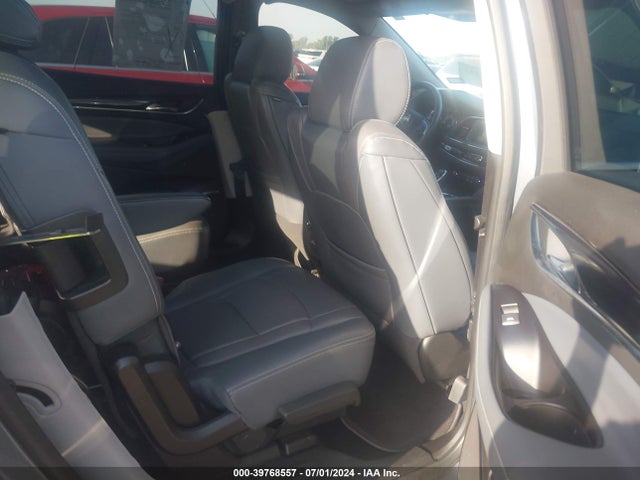 Buick Enclave Essence 2018 5GAERBKW8JJ151044 Image 8