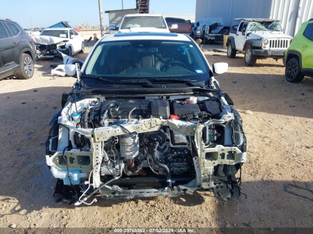19UDE2F74NA001884 Acura Ilx Premium Package