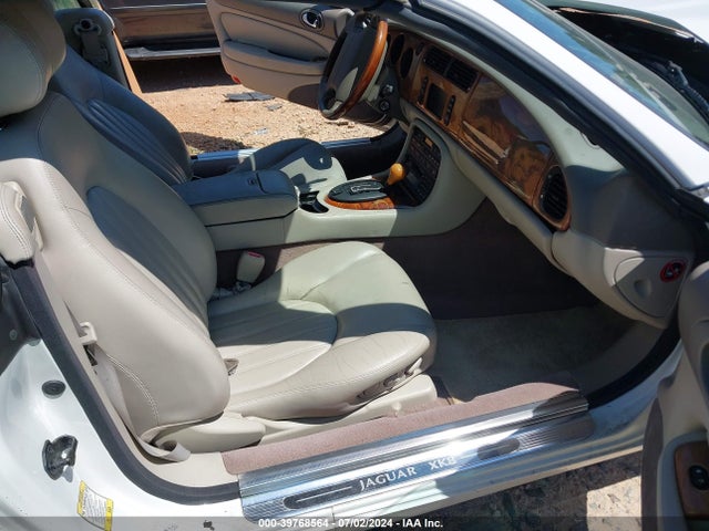 2001 JAGUAR XK8 SAJDA42C91NA12220 Photo 4
