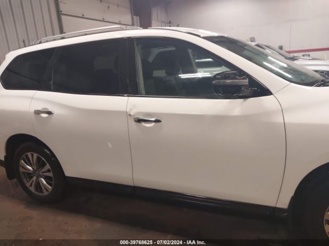 5N1DR2MM6KC622180 Nissan Pathfinder S