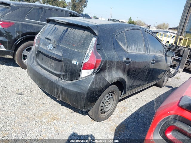 Toyota Prius C Two 2015 JTDKDTB32F1110718 Image 4