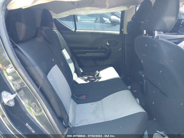Toyota Prius C Two 2015 JTDKDTB32F1110718 Image 8