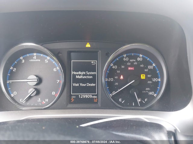 Toyota Rav4 Limited 2016 JTMYFREV5GJ068115 Image 7