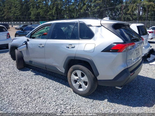 Toyota Rav4 Xle 2019 JTMP1RFV0KJ022581 Image 3