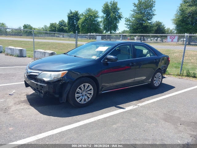 Toyota CAMRY LE 2014 4T1BF1FK4EU423925 Image 2