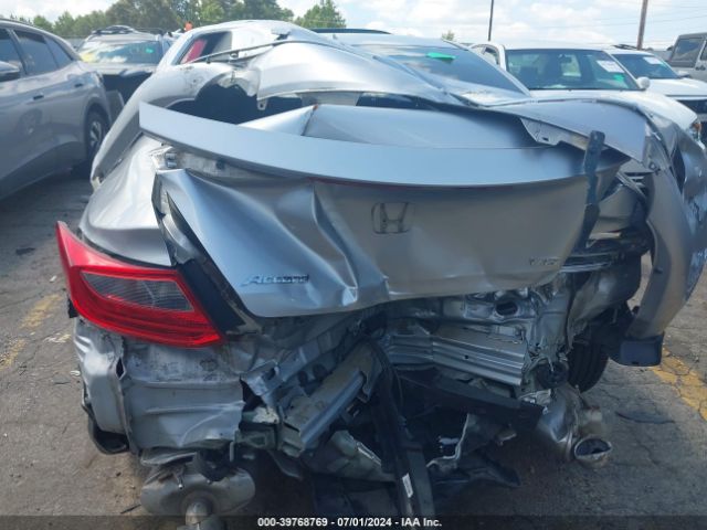 1HGCT2B8XFA001230 Honda Accord Ex-l V-6