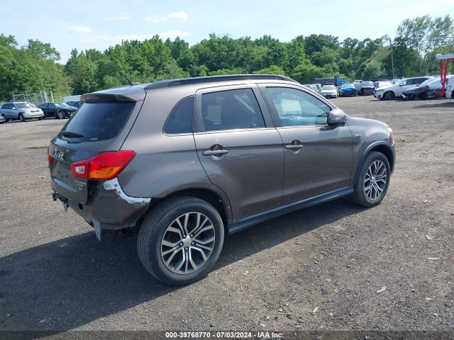 JA4AR4AW3GZ037581 Mitsubishi Outlander Sport 2.4 Gt/2.4 Sel