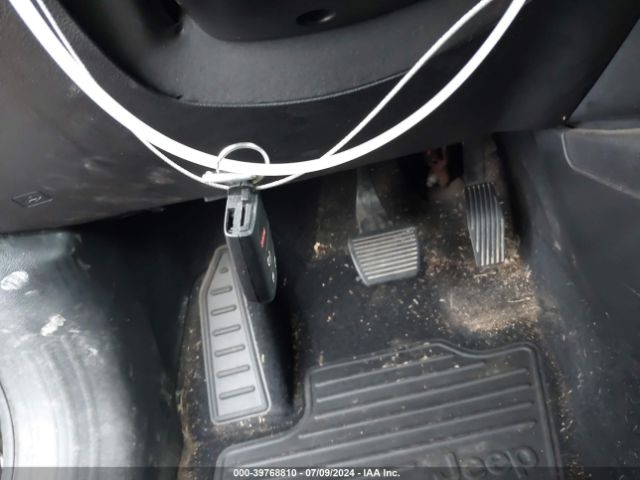 ZACCJADT9FPB81316 Jeep Renegade Limited
