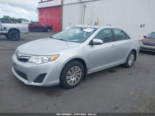 Toyota CAMRY LE 2014 4T4BF1FK7ER342388 Image 2
