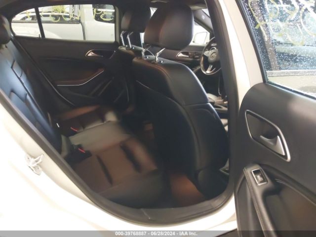 WDCTG4GB7HJ328376 Mercedes-Benz Gla 250 4matic