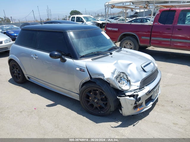 2005 MINI COOPER S WMWRE33555TG98094 Photo 0