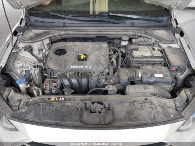 Hyundai ELANTRA SE 2017 5NPD74LF2HH063992 Image 10