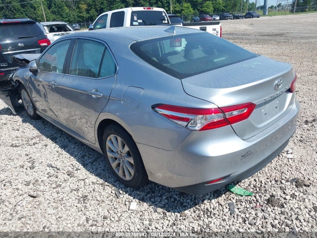 Toyota CAMRY LE 2020 4T1C11AK9LU874095 Image 3