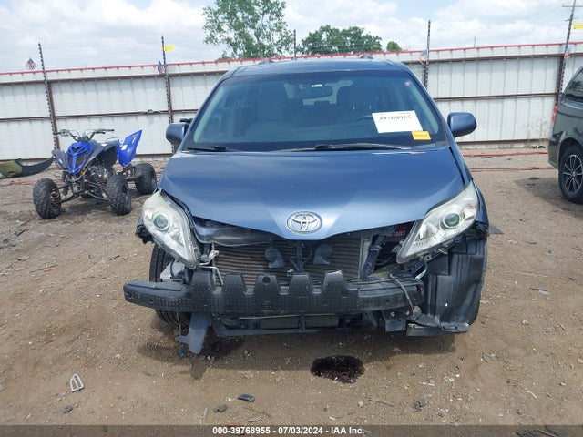 Toyota Sienna Xle 8 Passenger 2015 5TDYK3DC2FS678645 Image 13