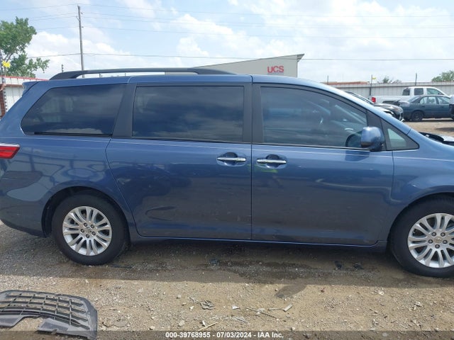 Toyota Sienna Xle 8 Passenger 2015 5TDYK3DC2FS678645 Image 14