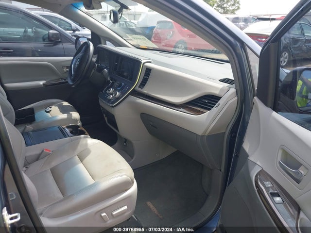 Toyota Sienna Xle 8 Passenger 2015 5TDYK3DC2FS678645 Image 5
