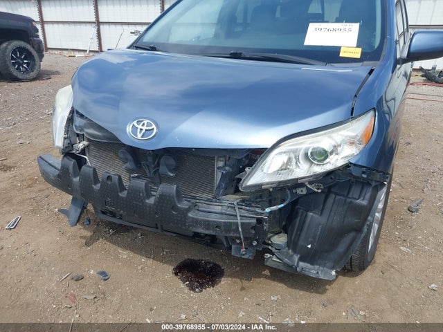 Toyota Sienna Xle 8 Passenger 2015 5TDYK3DC2FS678645 Image 6