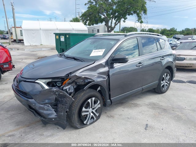 Toyota RAV4 LE 2017 JTMZFREV1HJ147383 Image 2