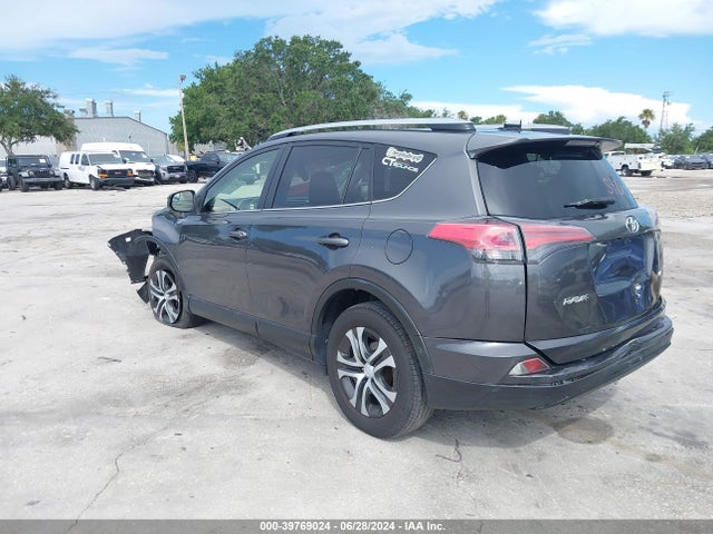 Toyota RAV4 LE 2017 JTMZFREV1HJ147383 Image 3