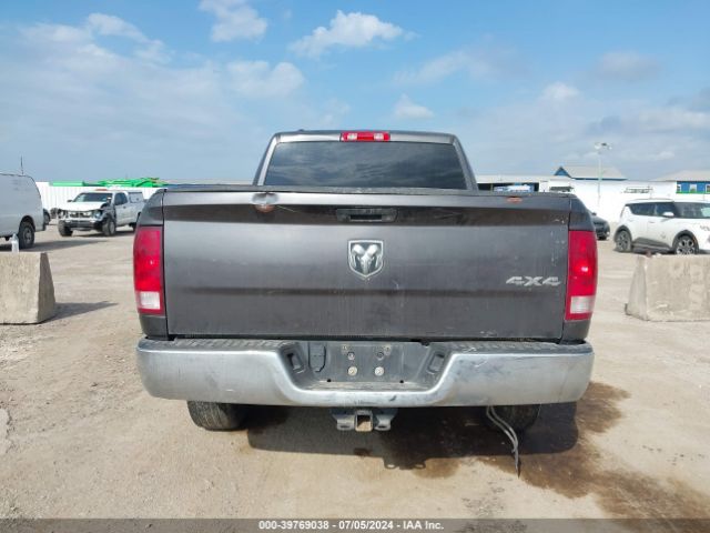 1C6RR7FT1JS165057 RAM 1500 Tradesman Quad Cab 4x4 6'4 Box