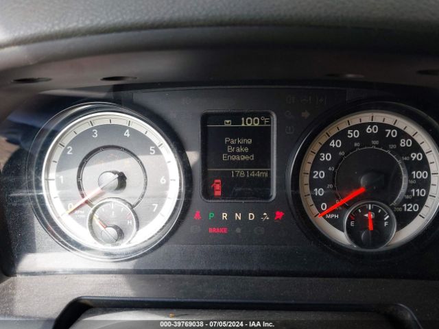 1C6RR7FT1JS165057 RAM 1500 Tradesman Quad Cab 4x4 6'4 Box